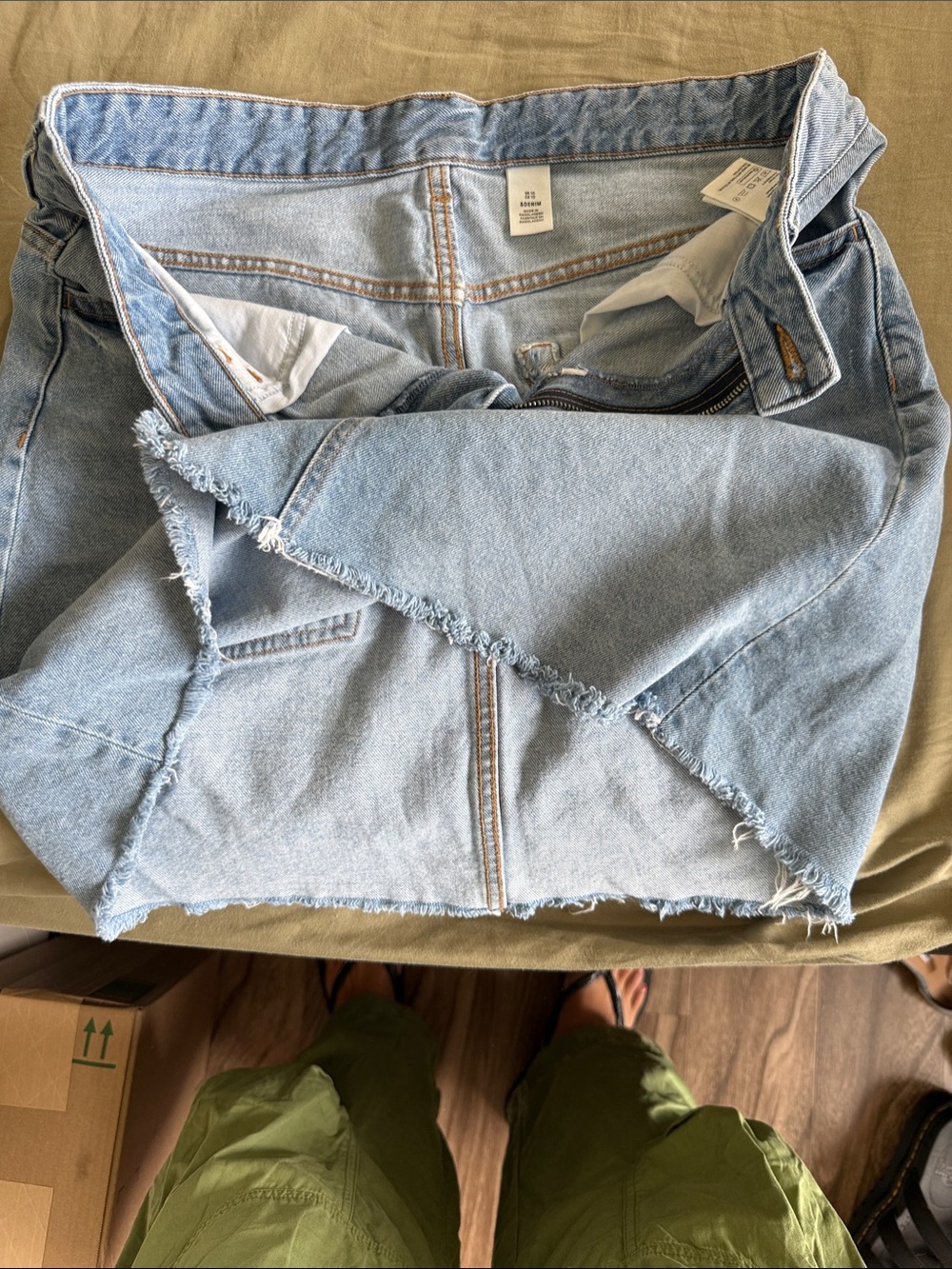 H&M Light Blue Denim Mini Skirt - Picture 3 of 3